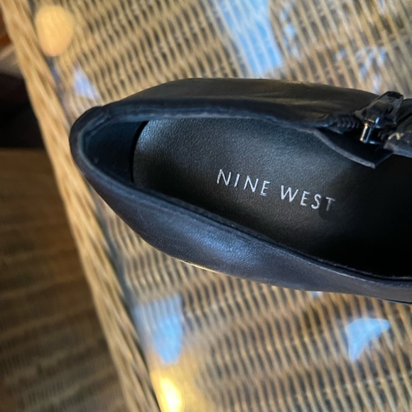 Nine West bootie heels - Picture 3 of 4